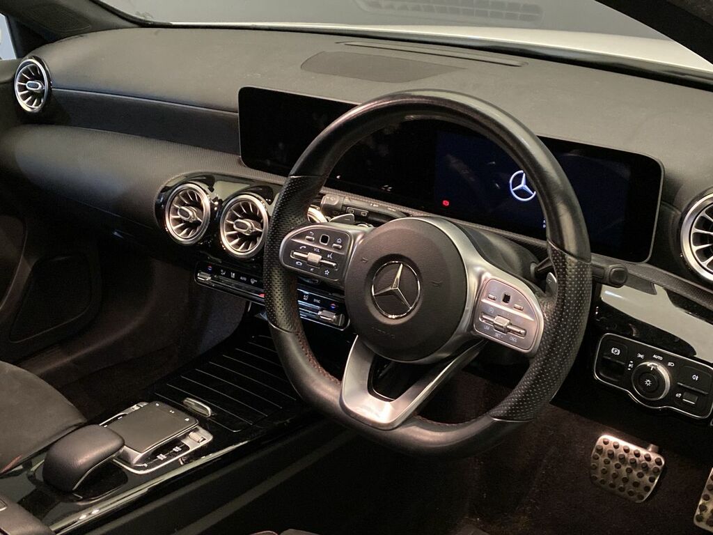 Mercedes-Benz A Class A220 2.0T 190 Bhp Amg Line Premium 7G-dct Nq SA69LKL #3