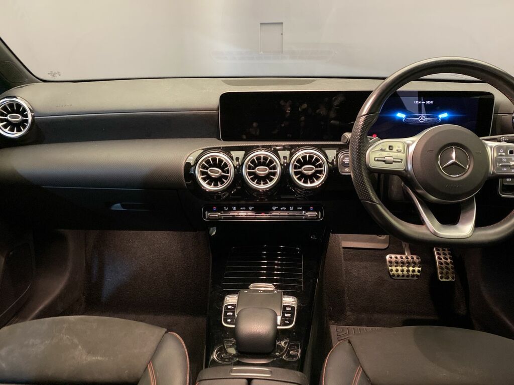 Mercedes-Benz A Class A220 2.0T 190 Bhp Amg Line Premium 7G-dct Nq SA69LKL #4