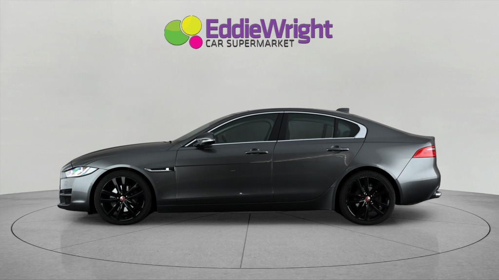Jaguar XE 2.0D 180 Bhp Portfolio Saloon Premium Nq  #3
