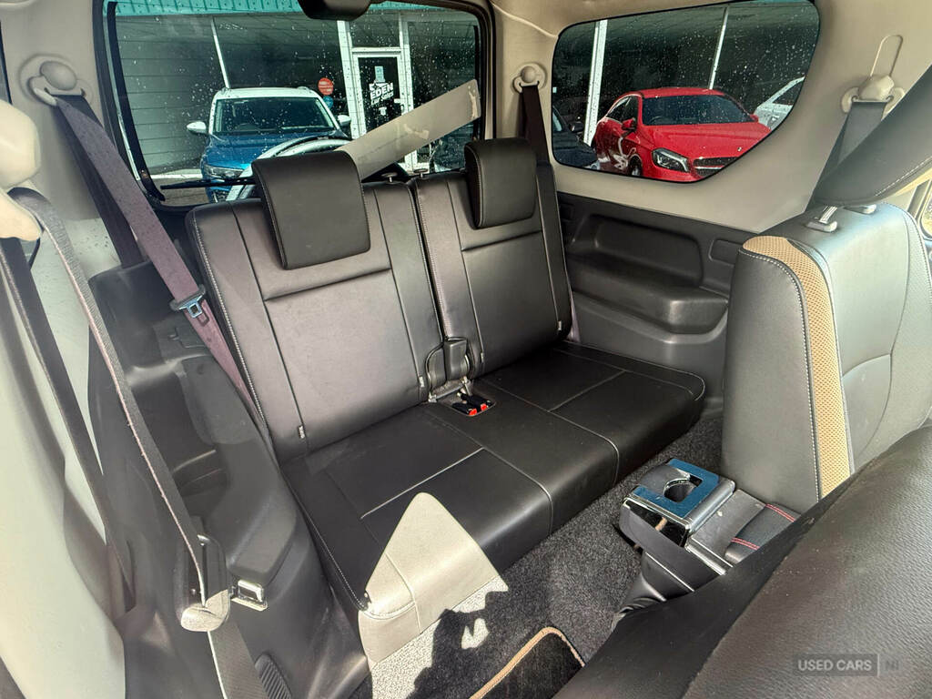 Suzuki Jimny Sz4 White #17