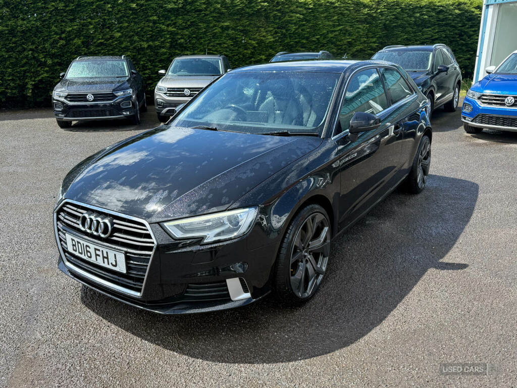 Audi A3 1.6 Tdi Sport Black #3