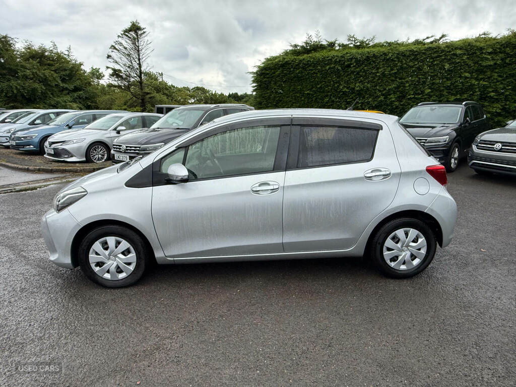 Toyota Yaris 1.3 Vvt Silver #4