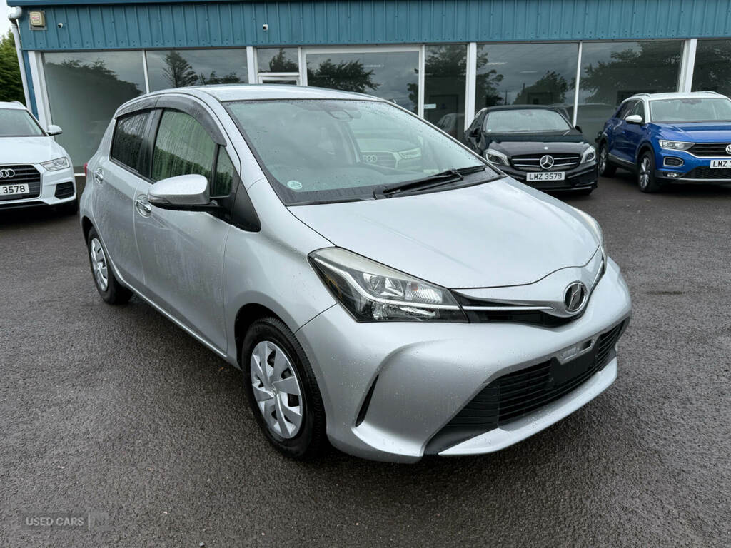 Toyota Yaris 1.3 Vvt Silver