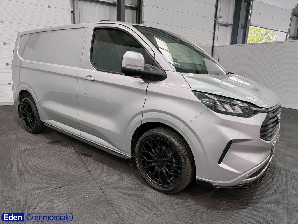 Ford Transit Custom 2L Limited HV24MTF Silver