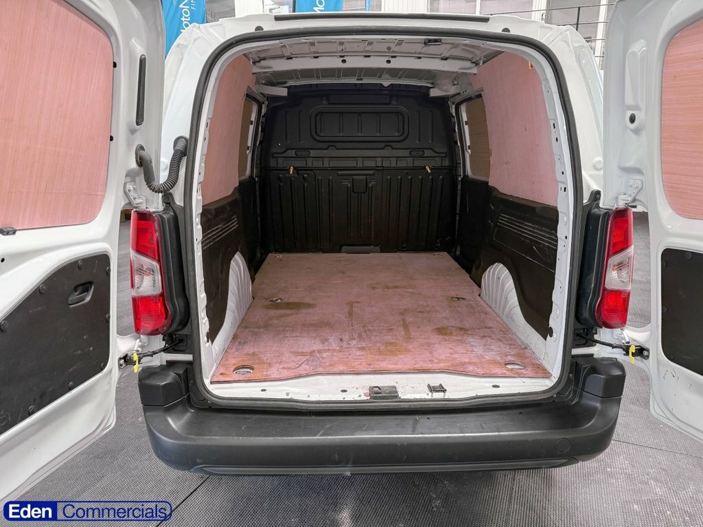 Peugeot Partner 1.5L Professional Premium 6Dr FG73RWK White #4