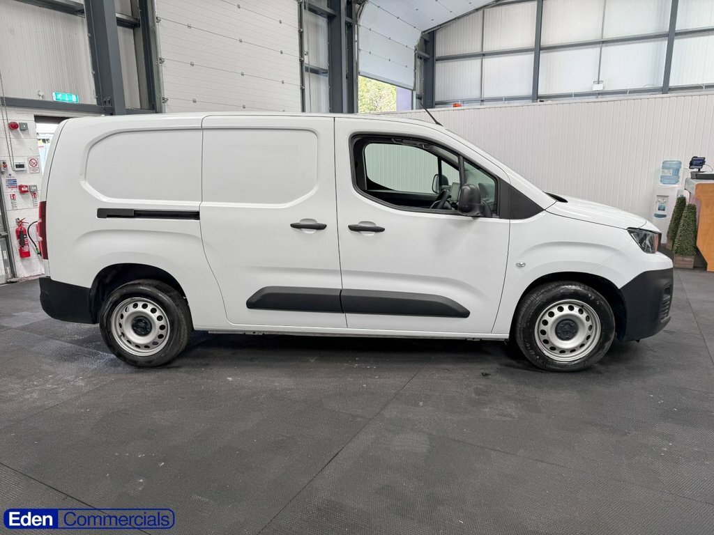 Peugeot Partner 1.5L Professional Premium 6Dr FG73RWK White #2