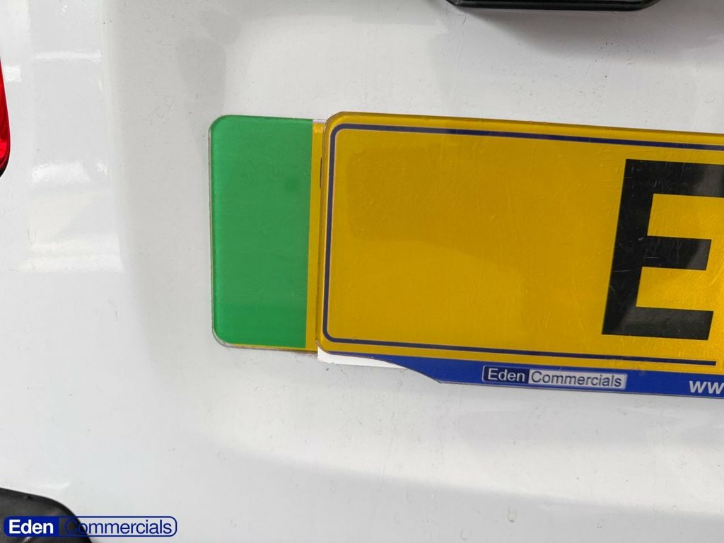 Peugeot E-Expert Mpv White #3