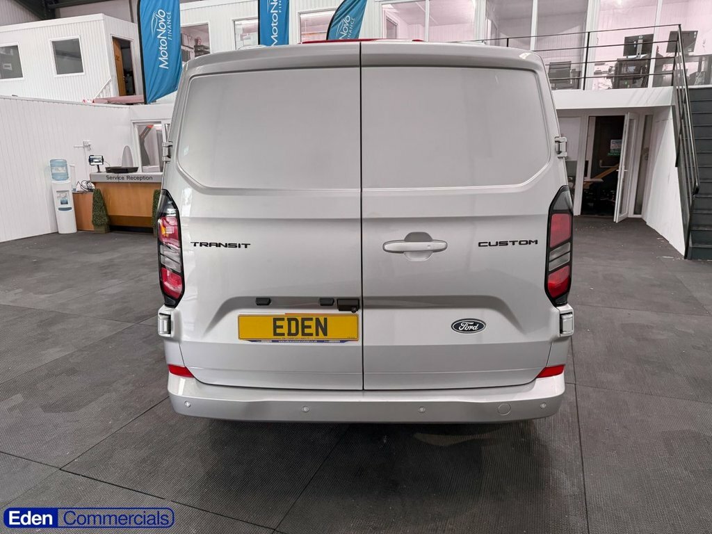 Ford Transit Custom 2L Limited YM25EKJ Silver #6