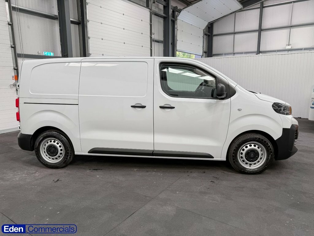Peugeot E-Expert Mpv White #2