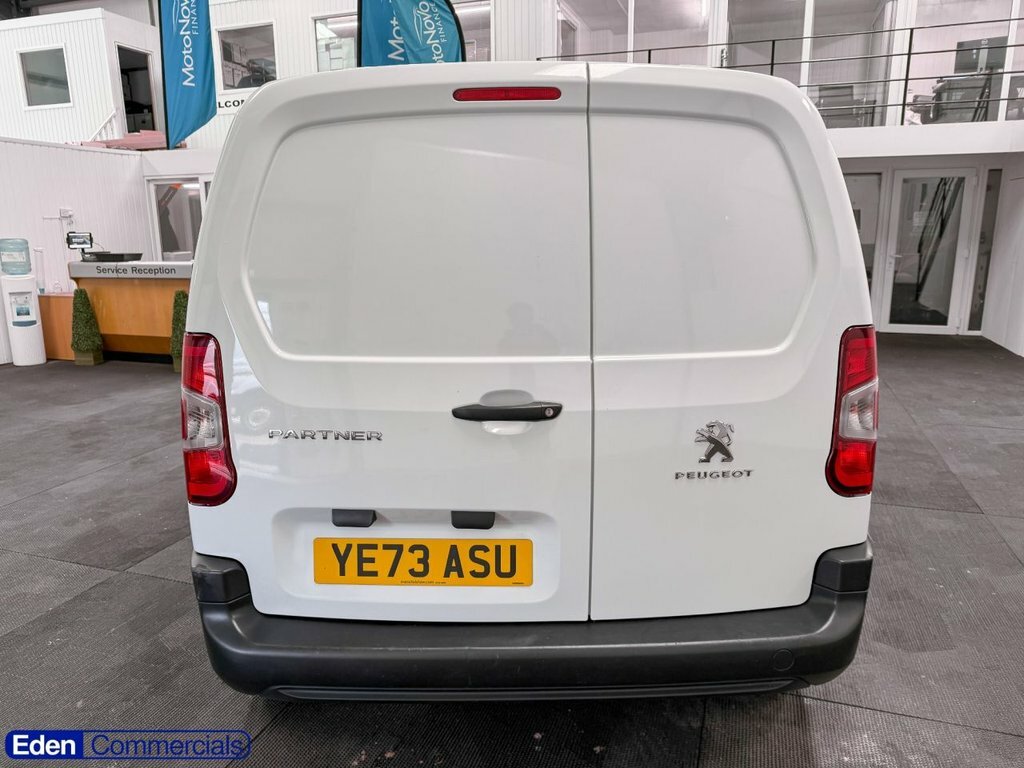 Peugeot Partner 1.5L Professional Premium White #6