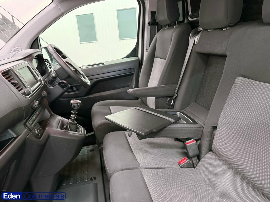 Citroen Dispatch 1400 2.0 Bluehdi 145 Van Driver Edition Black #14