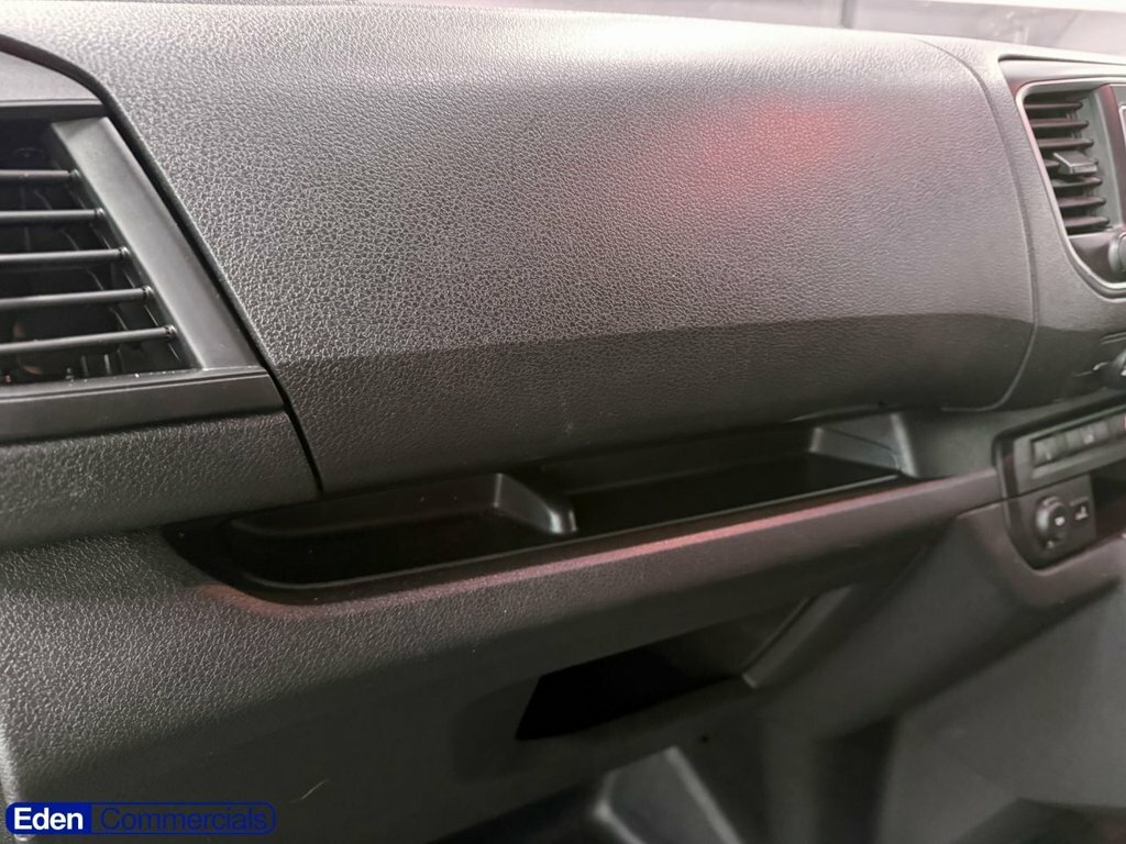 Citroen Dispatch 1400 2.0 Bluehdi 145 Van Driver Edition Black #15