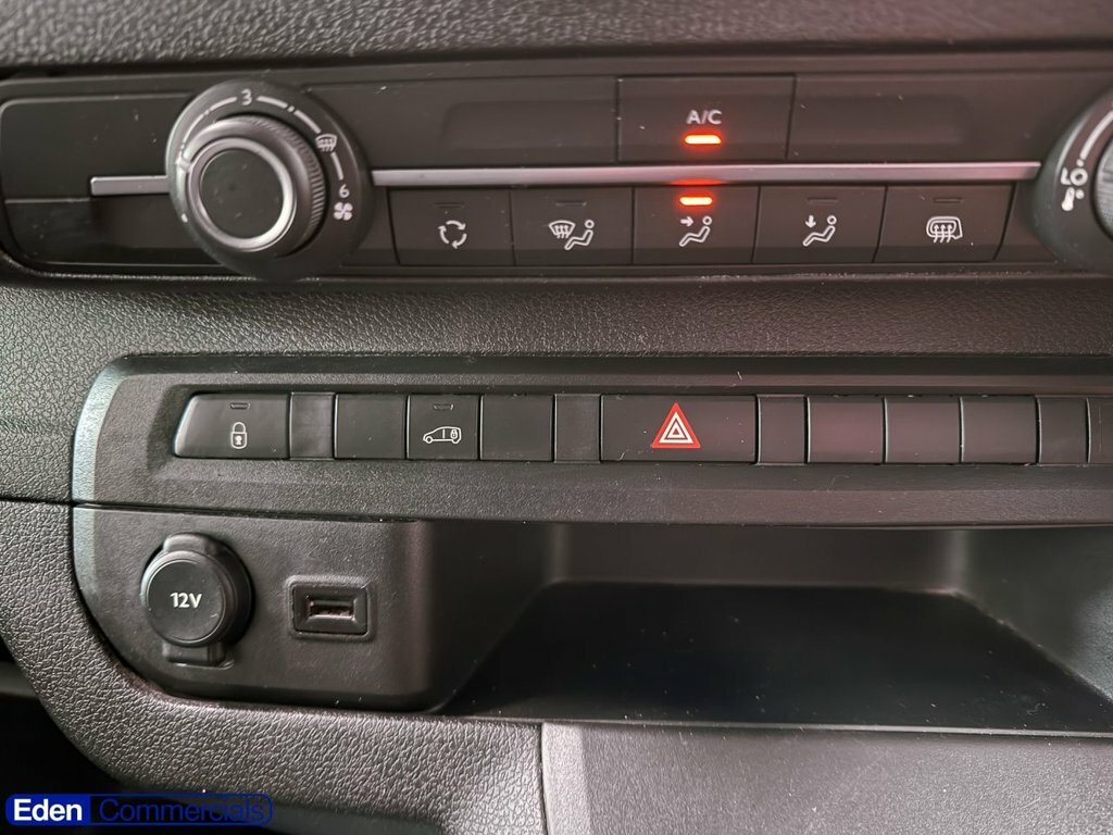 Citroen Dispatch 1400 2.0 Bluehdi 145 Van Driver Edition Black #25