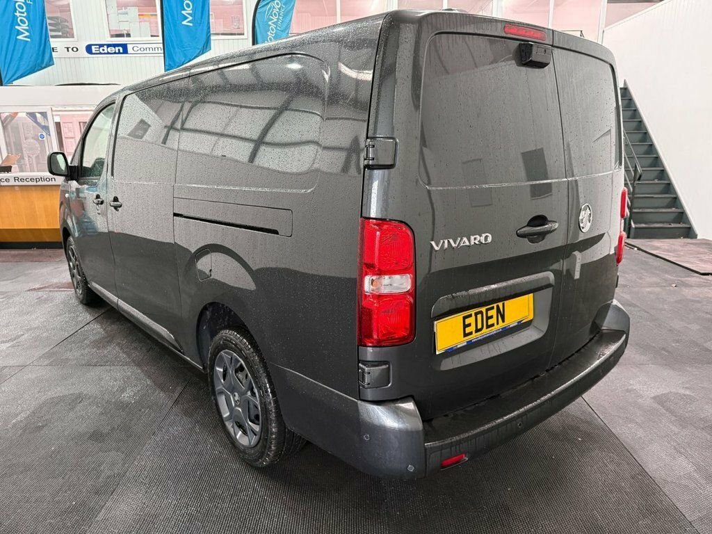 Vauxhall Vivaro 2L Pro 6Dr Grey #5
