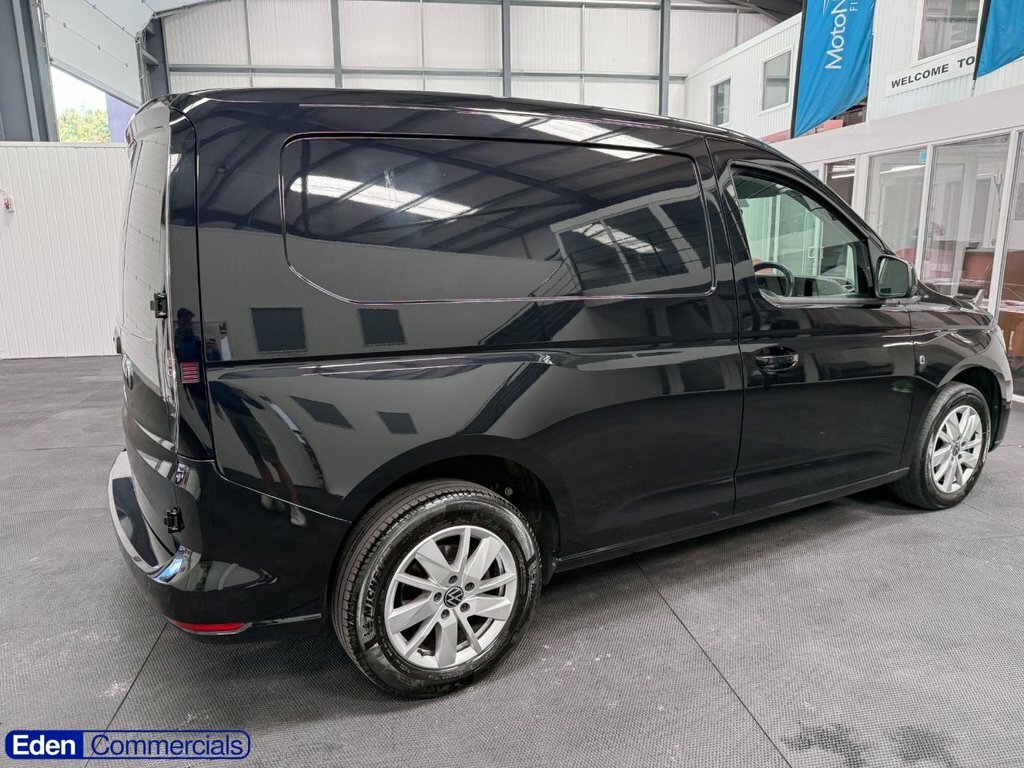 Volkswagen Caddy 2L Commerce Pro Black #5