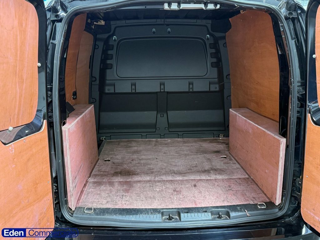 Volkswagen Caddy 2L Commerce Pro Black #4