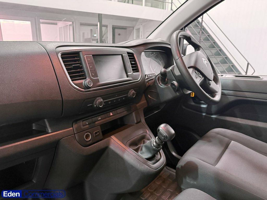 Citroen Dispatch 1.5L Driver Edition M 6Dr LA23JVO White #3