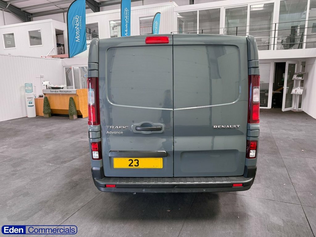 Renault Trafic 2L Advance Grey #6