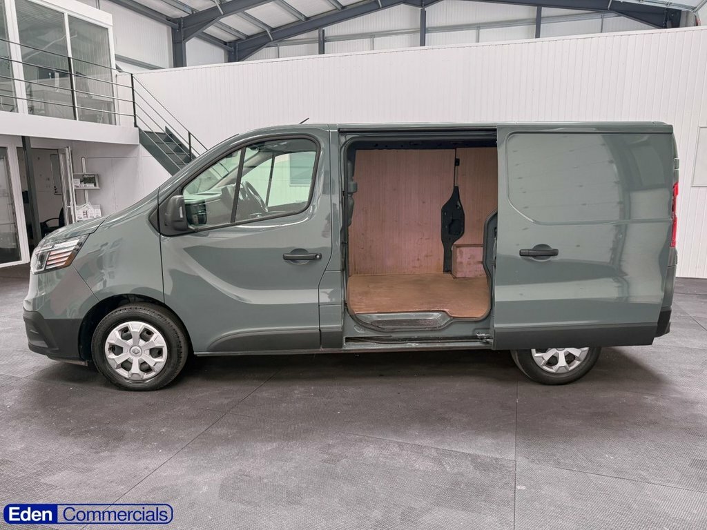 Renault Trafic 2L Advance Grey #4