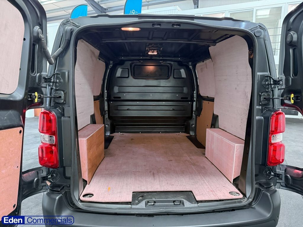 Vauxhall Vivaro 1.5L Prime 6Dr Grey #4