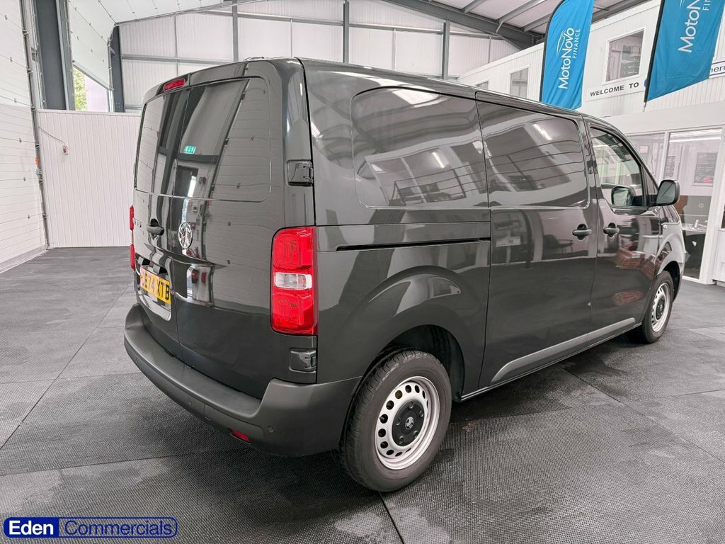 Vauxhall Vivaro 1.5L Prime 6Dr Grey #5