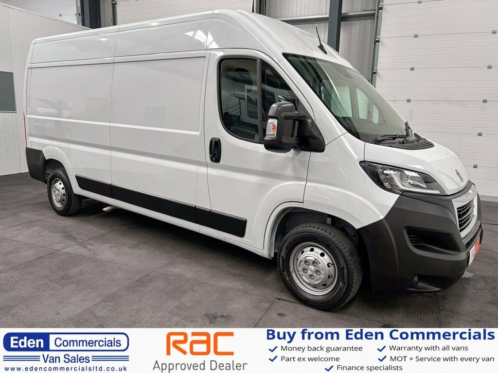 Peugeot Boxer 2.2L Professional Premium White