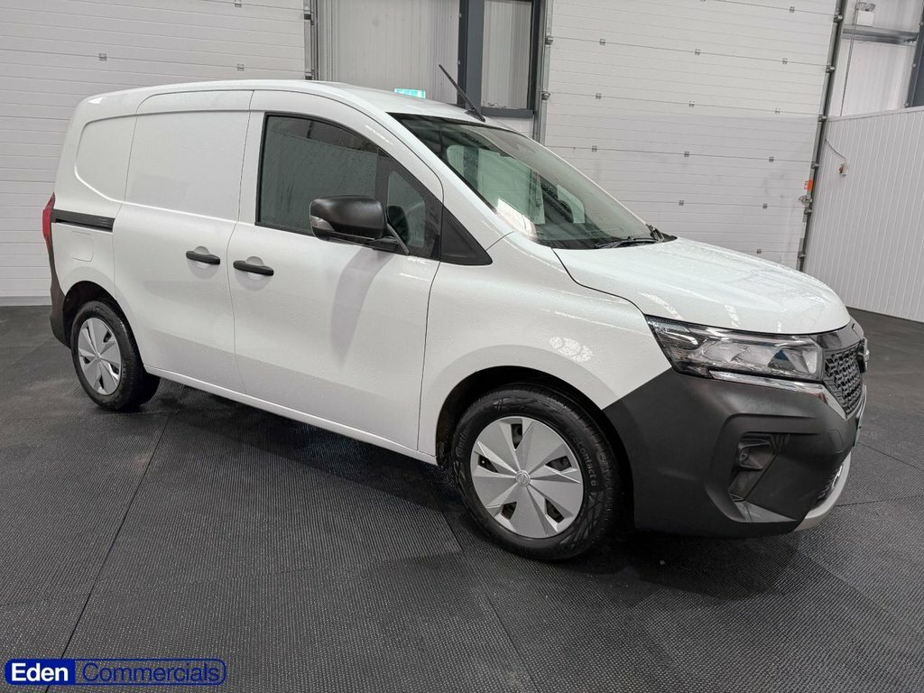 Nissan TOWNSTAR Mpv White