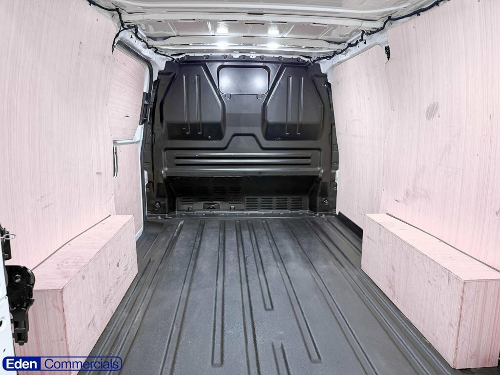 Ford Transit Custom 2L Limited FY25RXS White #4