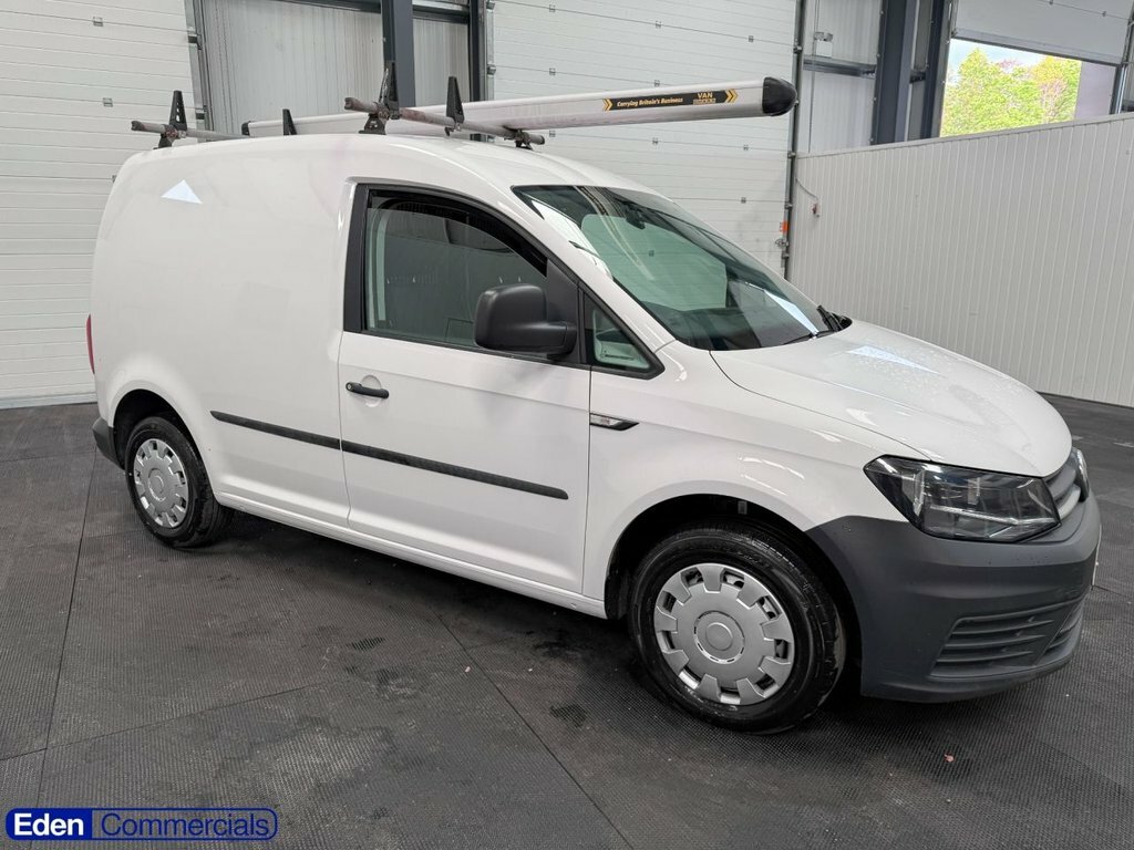 Volkswagen Caddy 2L Startline White