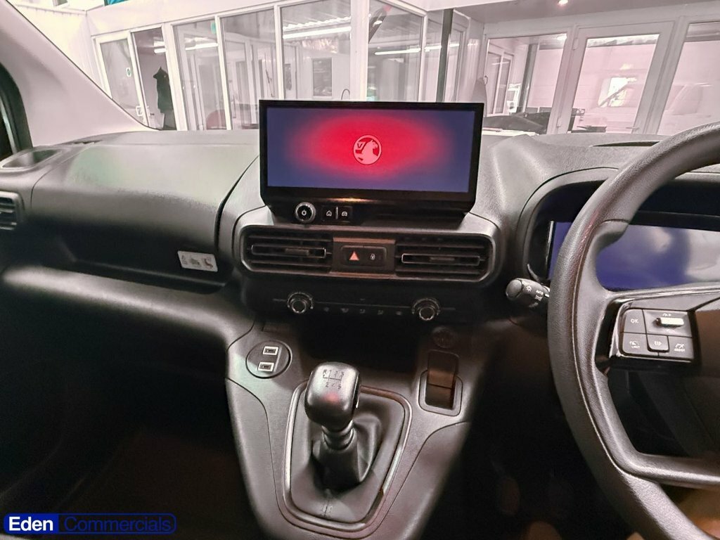 Vauxhall Combo 1.5L Turbo D 2300 Pro Panel Van Black #26