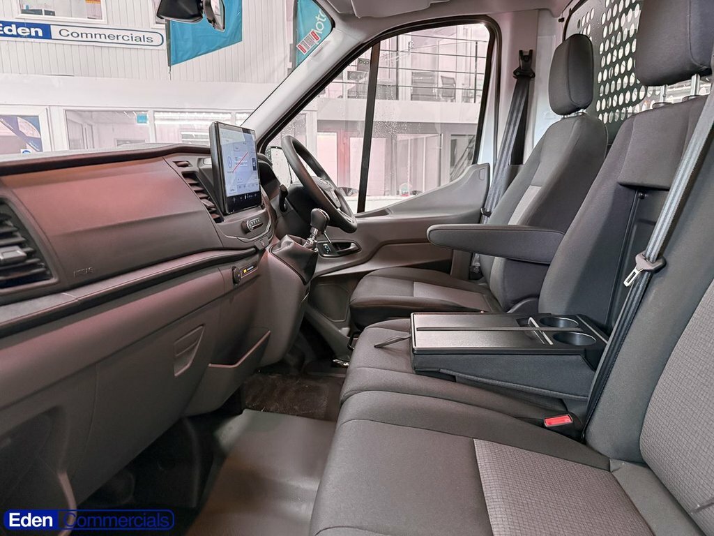 Ford Transit Custom 2.0 Ecoblue 130Ps Low Roof Trail Van Grey #2