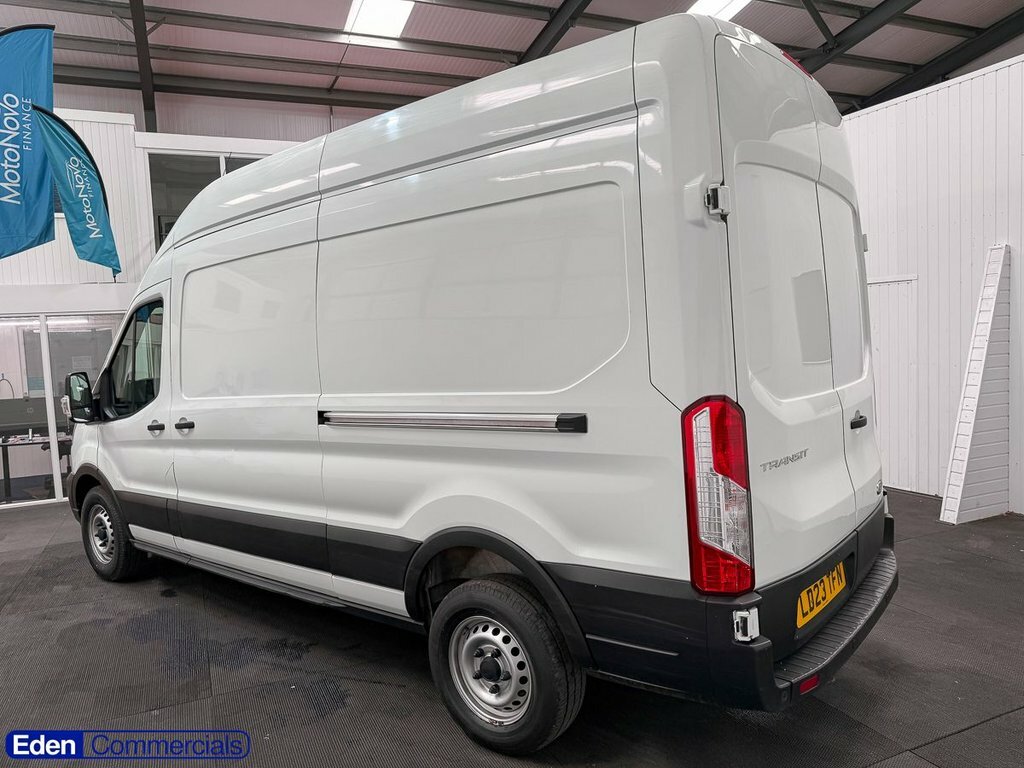 Ford Transit Custom 2L Leader LD23TFN White #6