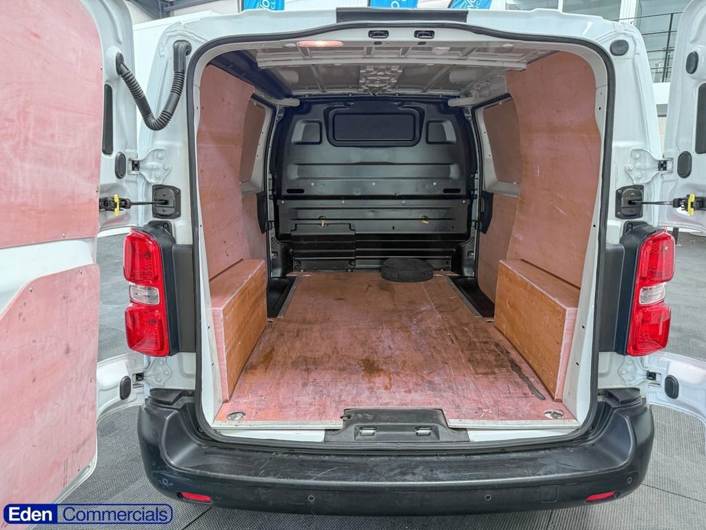 Citroen Dispatch Mpv White #4