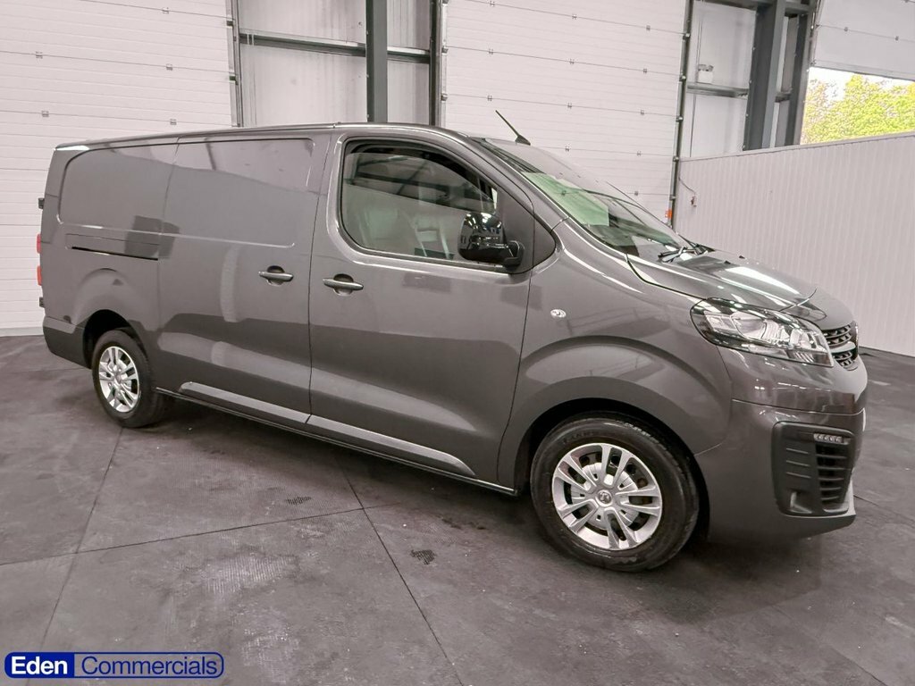 Vauxhall Vivaro 1.5L Sportive Grey