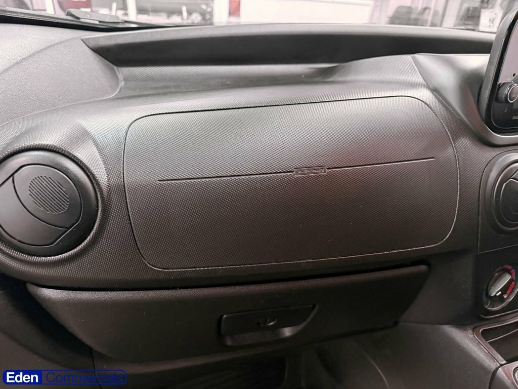 Fiat Fiorino 16V Multijet II Primo White #14