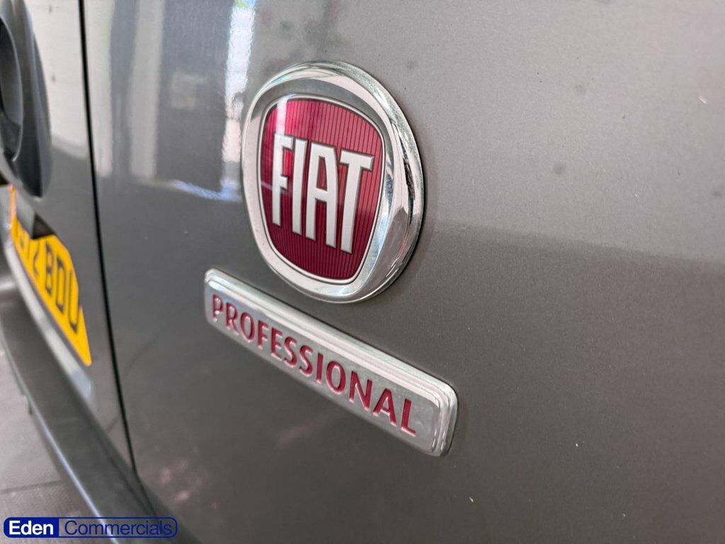 Fiat Fiorino 16V Multijet II Primo White #7