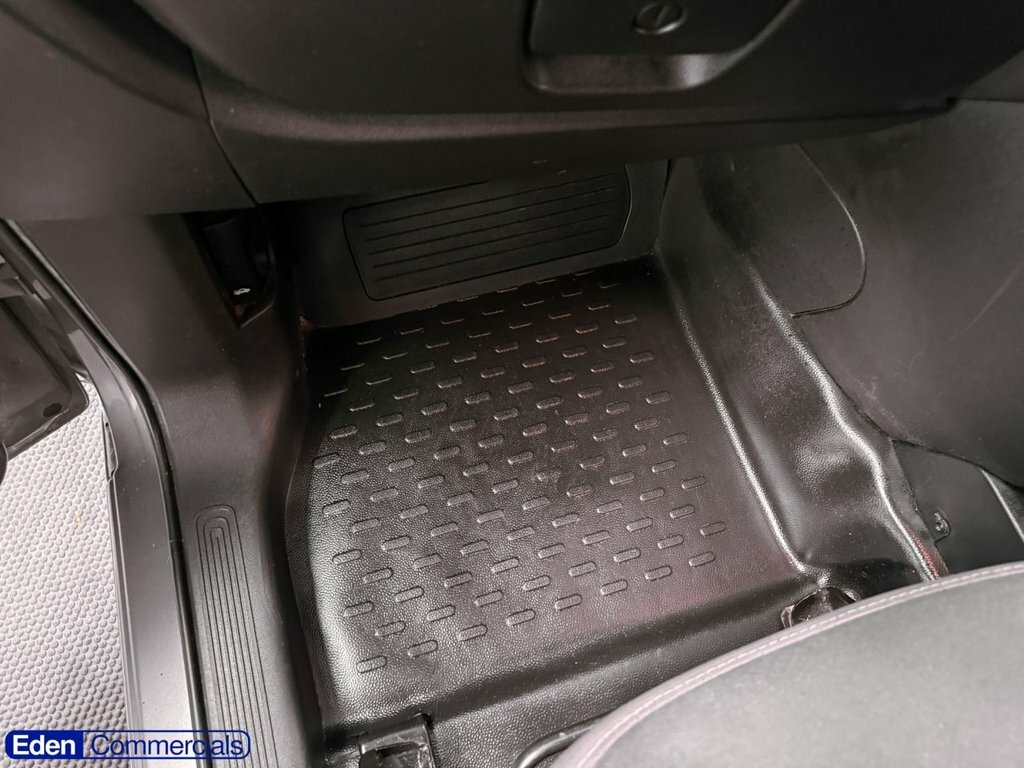 Fiat Fiorino 16V Multijet II Primo White #15