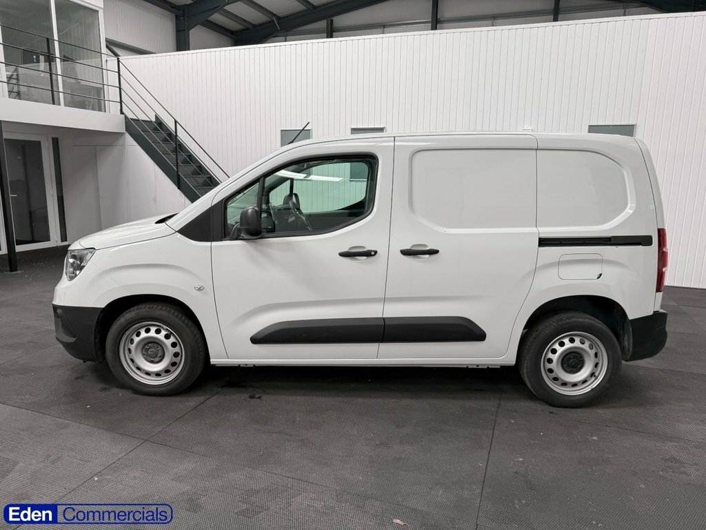 Vauxhall Combo 2300 Cargo Pro L2 Lwb 1.5 Turbo 100Ps White #8