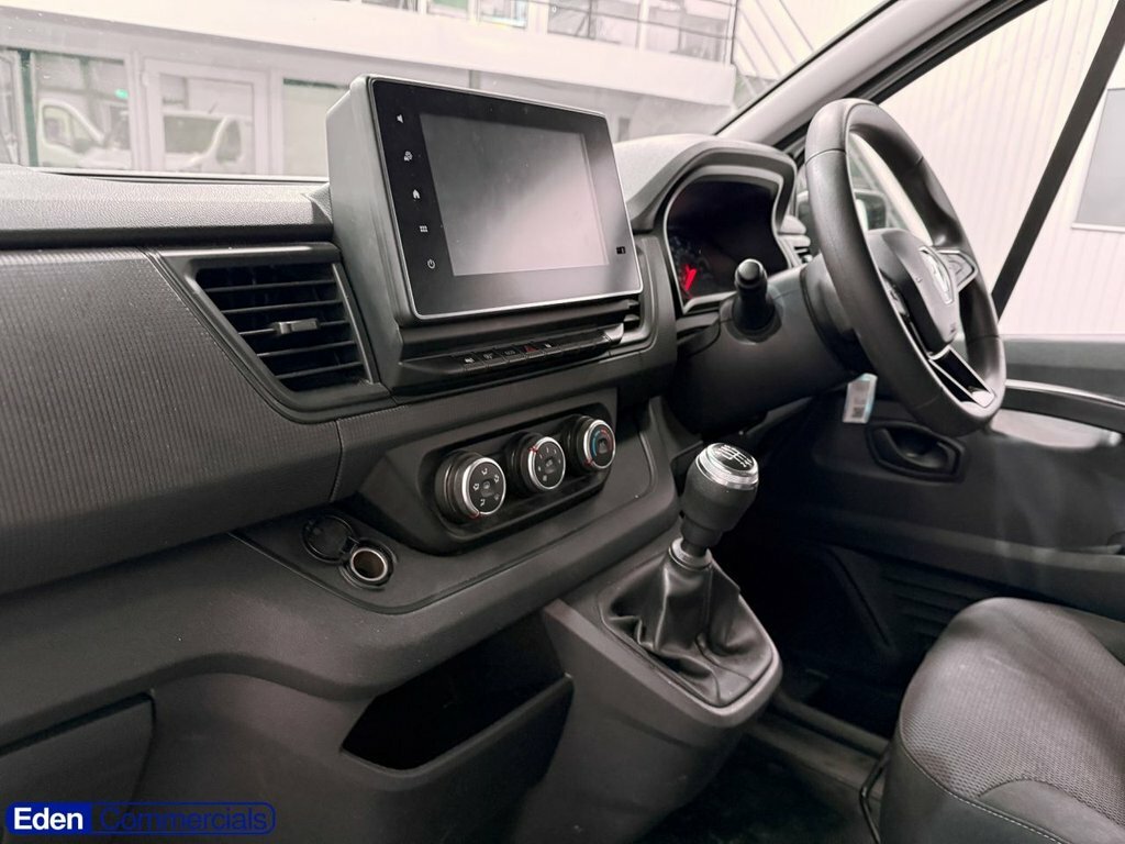 Renault Trafic Combi Van 2.0 Dci Blue 30 Sport Crew Van Lwb Euro Black #10