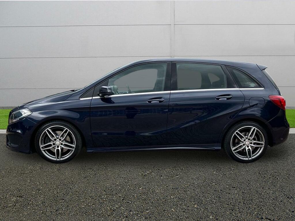 Mercedes-Benz B Class Amg Line Blue #4