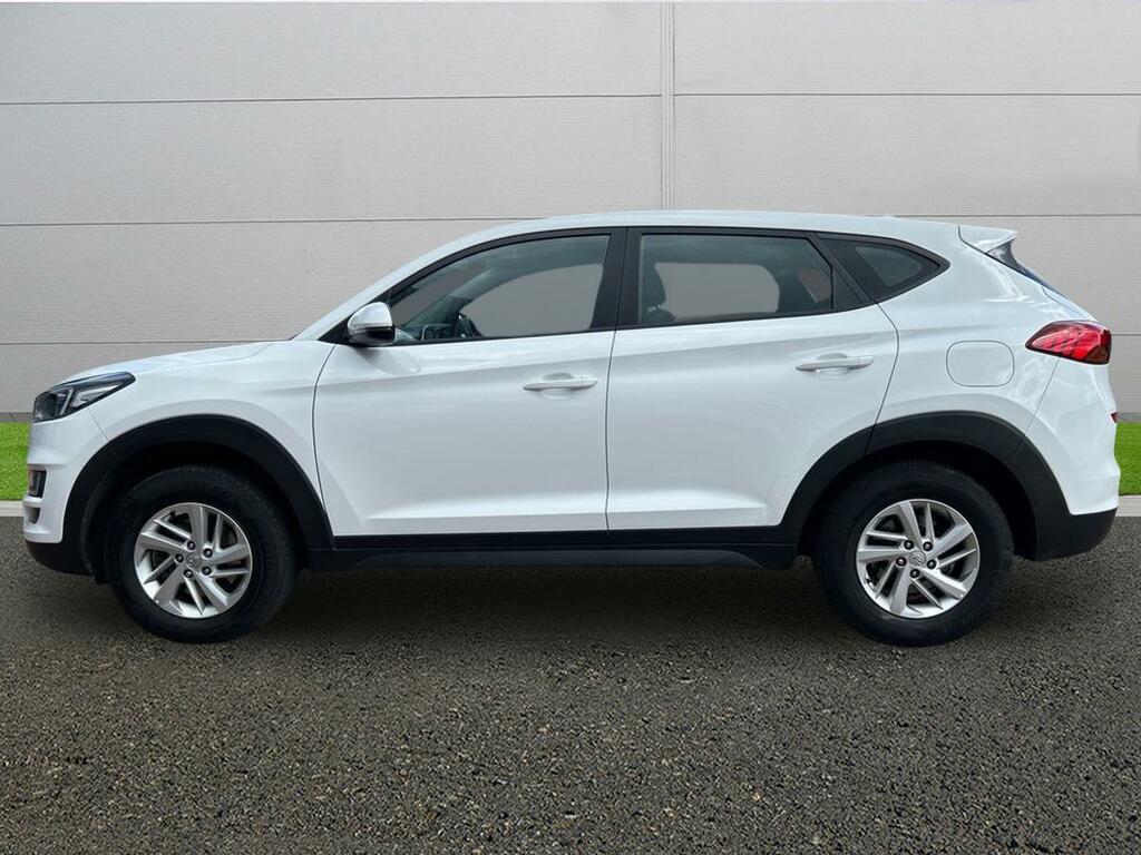 Hyundai Tucson S Connect RE19VNU White #4