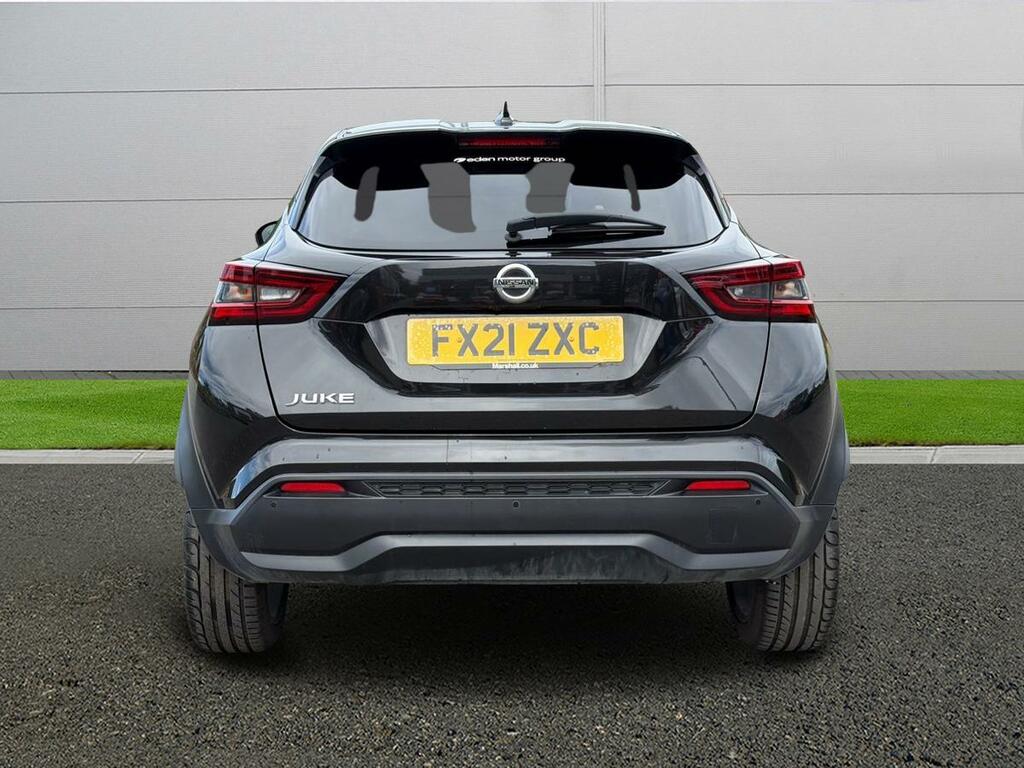 Nissan Juke Tekna Black #6