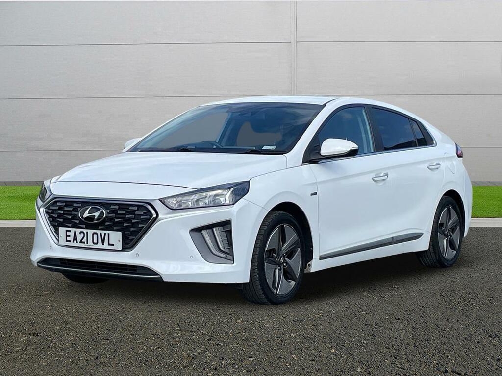Hyundai Ioniq Premium Se White #3
