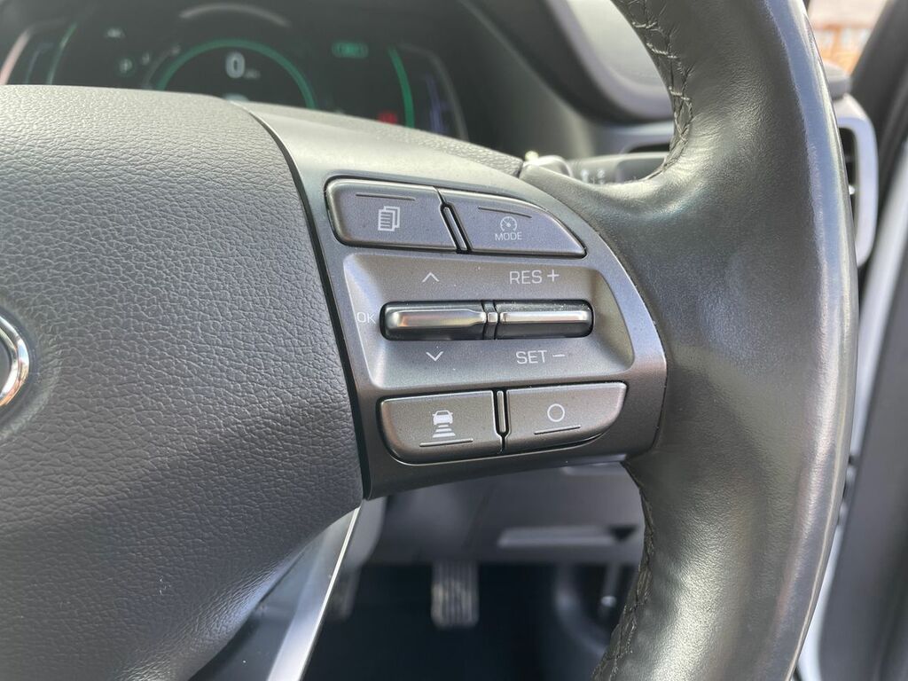 Hyundai Ioniq Ioniq Premium Fhev S-a Silver #17