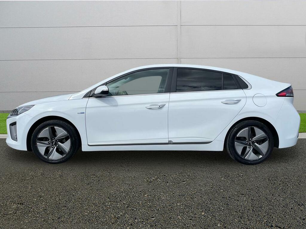 Hyundai Ioniq Premium Se White #4