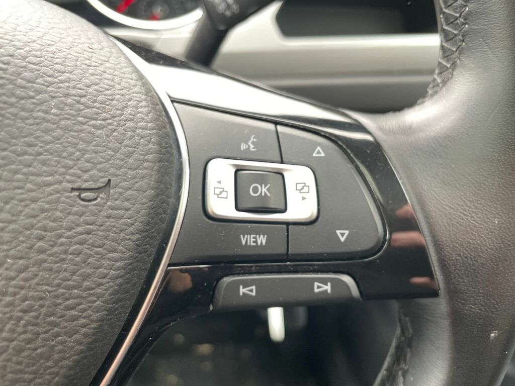 Volkswagen Touran 1.6 Tdi 115 Se Family Dsg  #17