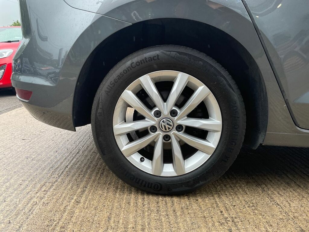 Volkswagen Touran 1.6 Tdi 115 Se Family Dsg  #9