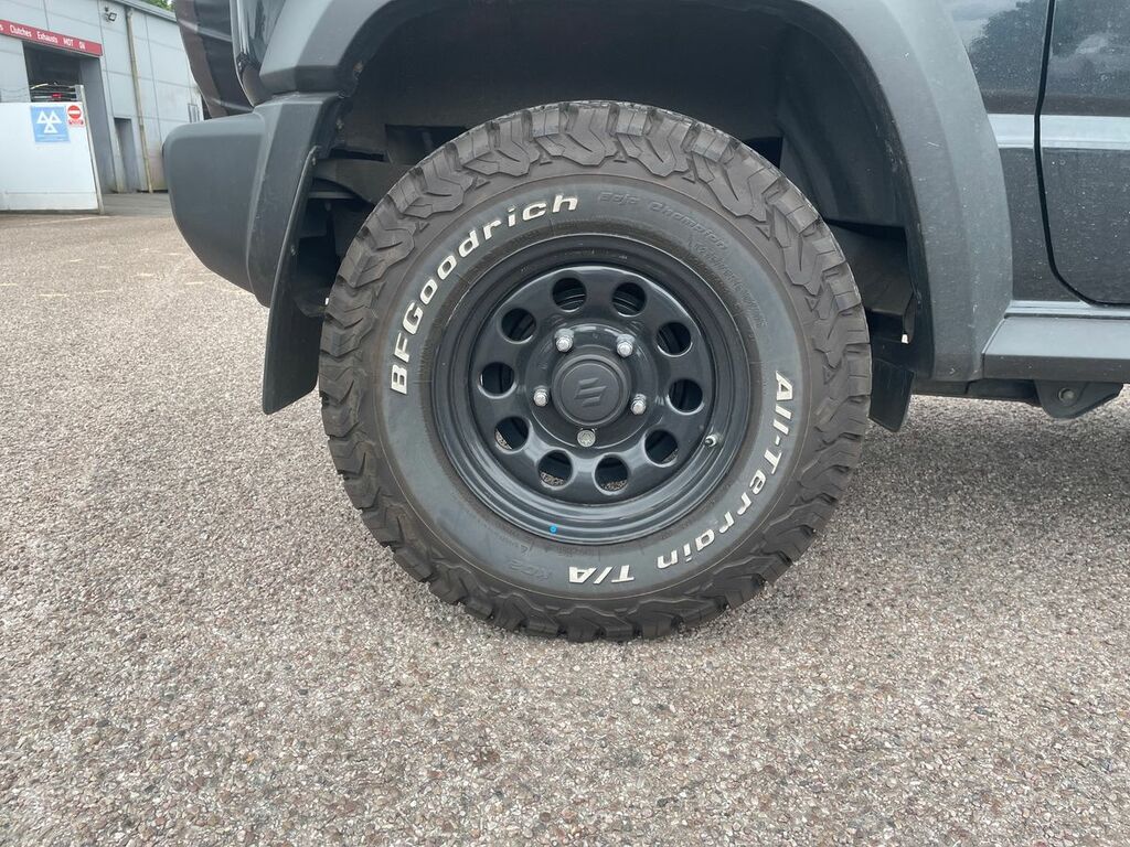 Suzuki Jimny Suv #9