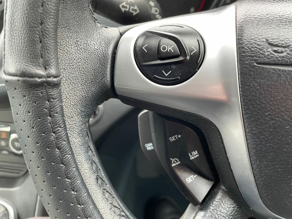 Ford C-Max Titanium Silver #16