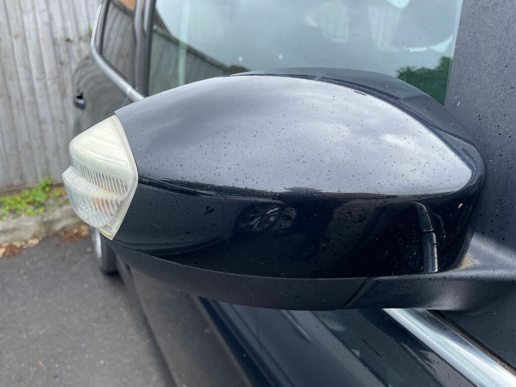 Ford C-Max Titanium Silver #22